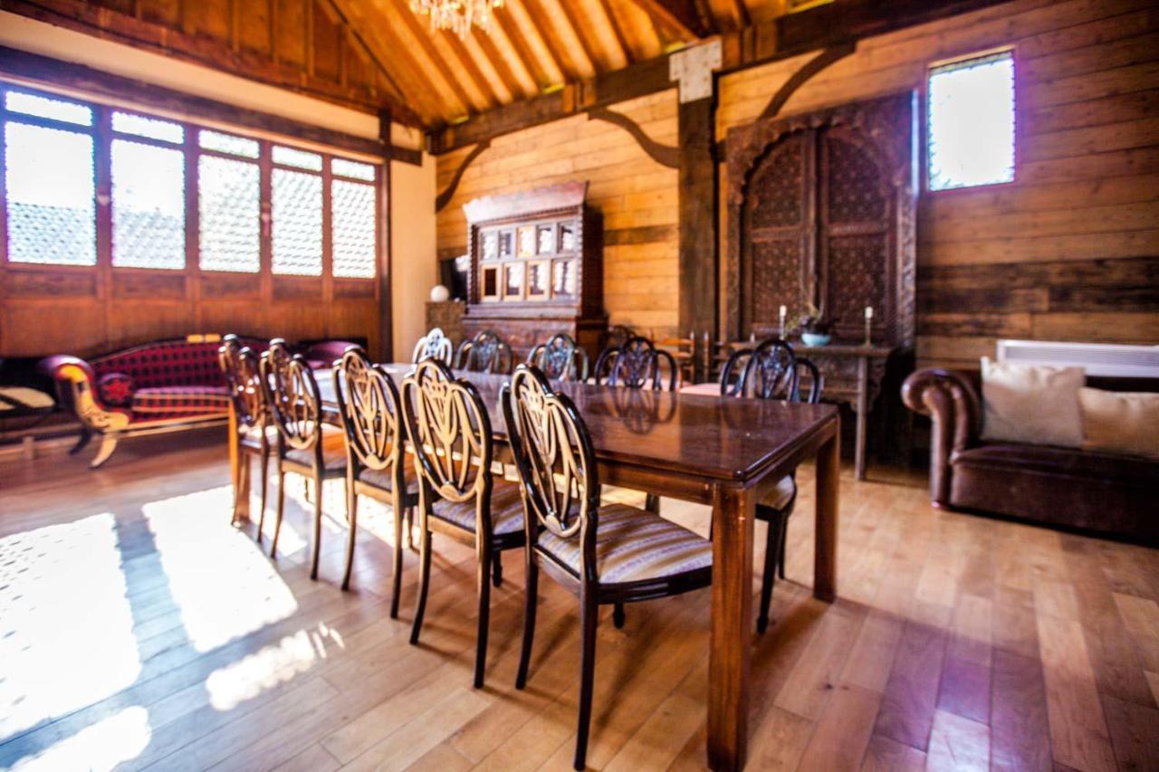 Hardham The Timber Barn South Downs West Sussex Sleeps 18ヴィラ エクステリア 写真